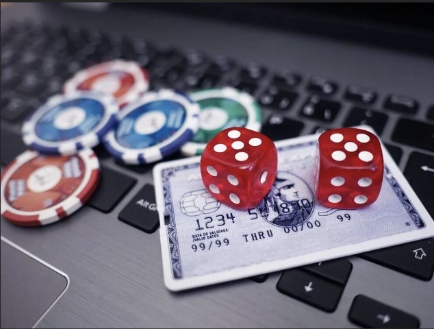 Why Should You Play at a PayPal Accepting Casino?